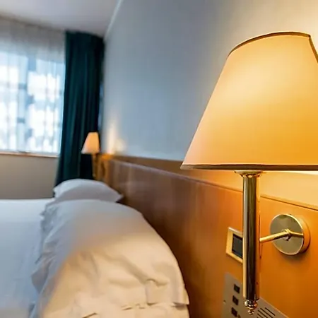 Caesar's Hotel 4*